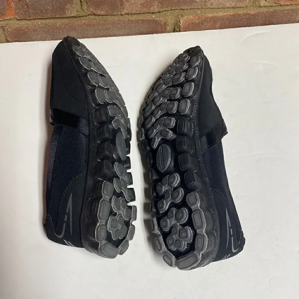 Skechers Black EZ Flex Take It Easy Womens Slip On Sneakers Size 6.5 NEW